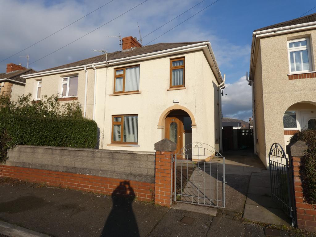 Sandown Road, Sandfields, Port Talbot... 3 bed semidetached house £