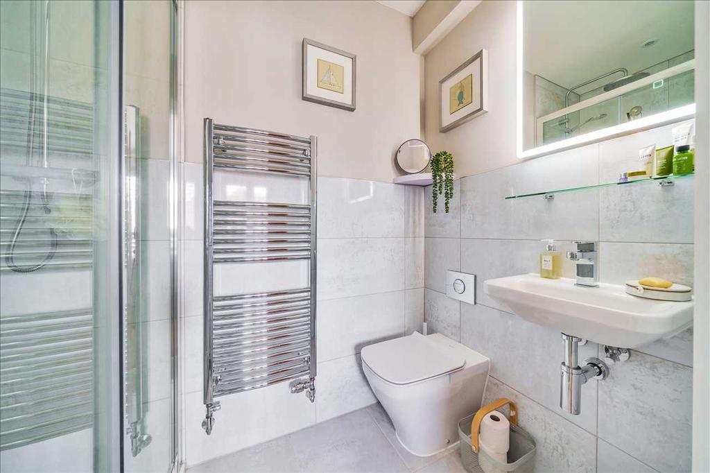 Ensuite
