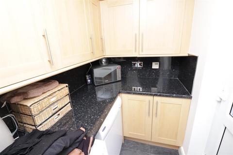 24 Dryleaze, Yate, Bristol, BS37 7YX