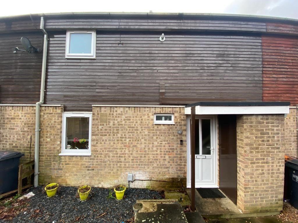 Wade Meadow Court, Lings, Northampton NN3 8ND 3 bed terraced house £175,000