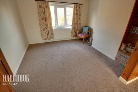 3 Fairway, Dodworth, Barnsley, S75 3QF