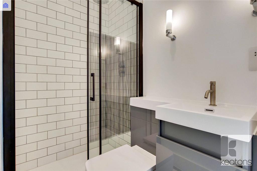 Apartment in London - More
