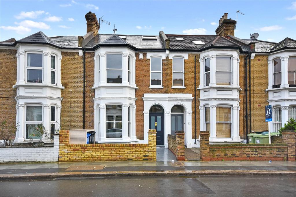 Bloemfontein Road, London, W12 2 bed apartment - £525,000