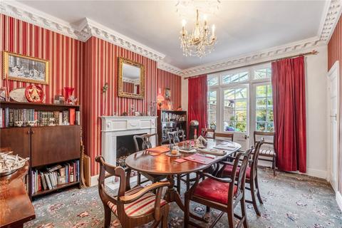 35 Lillian Avenue, London, W3 9AN