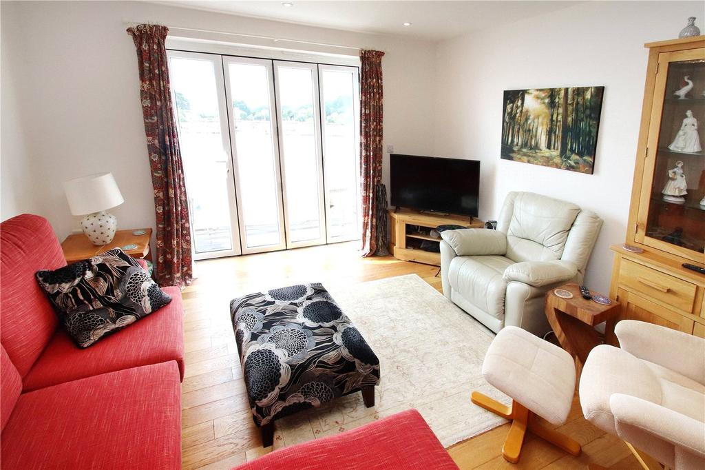 Mariners Quay, River Road, Littlehampton, West Sussex 3 bed house £