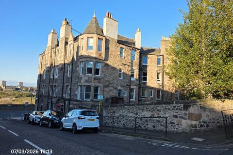 2 bedroom flat to rent, Parsons Green Terrace, Edinburgh, EH8