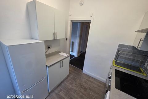 2 bedroom flat to rent, Parsons Green Terrace, Edinburgh, EH8