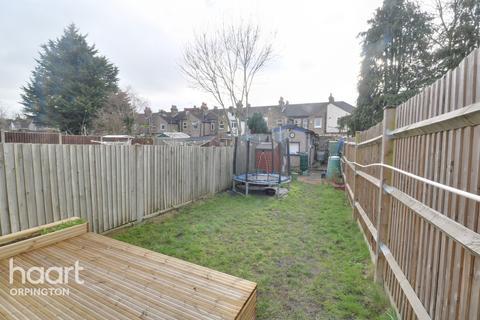 30 Meadow View, Orpington, BR5 3EJ