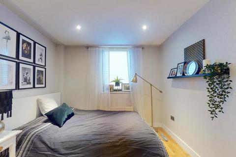 1 bedroom flat to rent, London Road, TW1