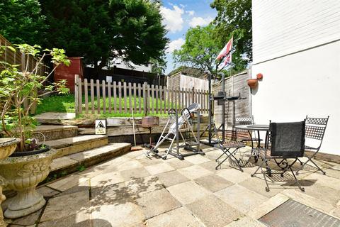 106 Milton Road, Caterham, CR3 5JD