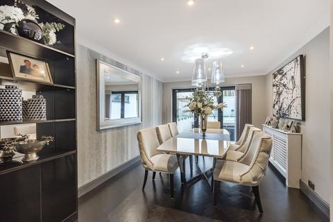 7 Wood Drive, Chislehurst, BR7 5EU