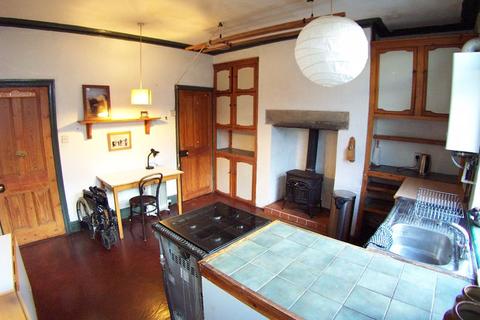 24 De Lacy Mount, Leeds, LS5 3JF