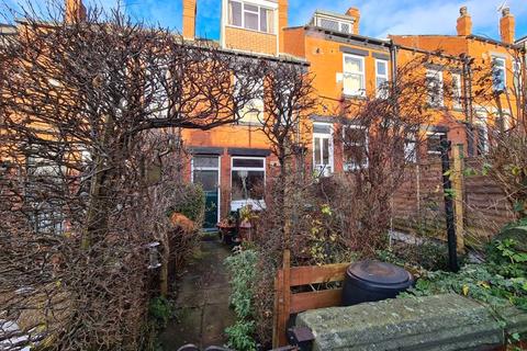 24 De Lacy Mount, Leeds, LS5 3JF