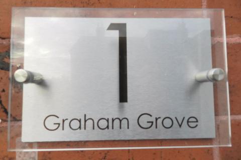 1 Graham Grove, Leeds, LS4 2NF