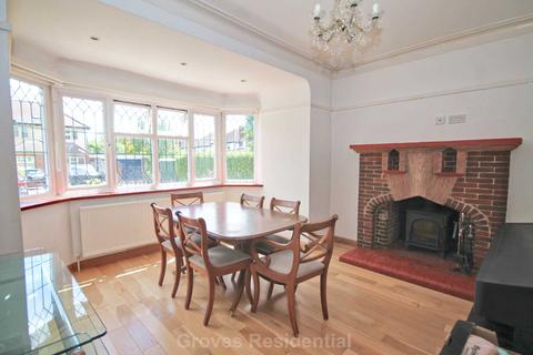1 Branksome Way, New Malden, KT3 3AX