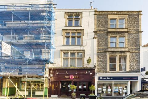 2 bedroom flat to rent, The Mall, Clifton
