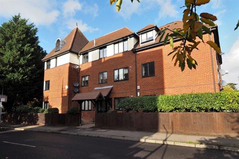 2 bedroom apartment to rent - Lords Bushes Court, High Road, Buckhurst Hill, IG9