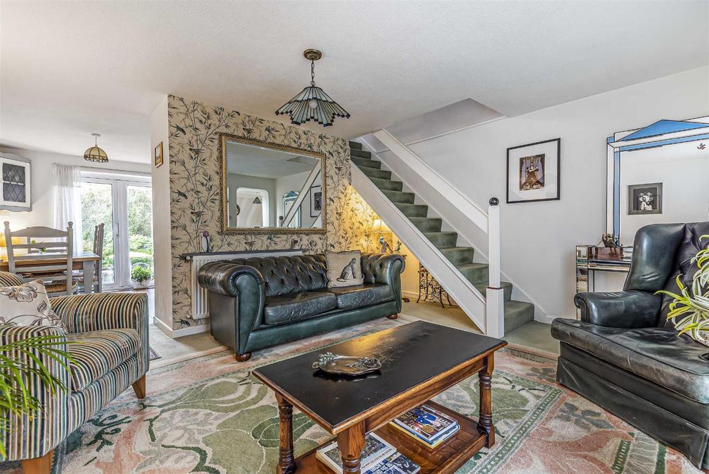 Ducks Meadow, Marlborough 3 bed semidetached house £315,000