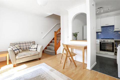 77 Lowden Close, Winchester, SO22 4EW