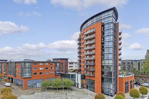 undefined, Wells Crescent, Marconi Plaza