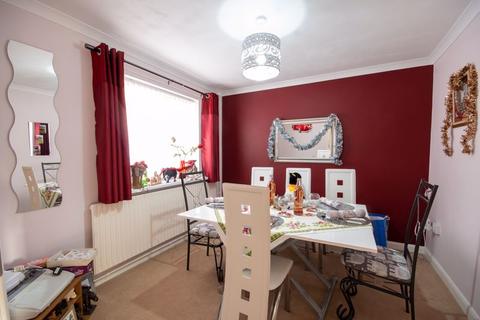 41 Hamdon Close, Stoke-sub-hamdon, TA14 6QN