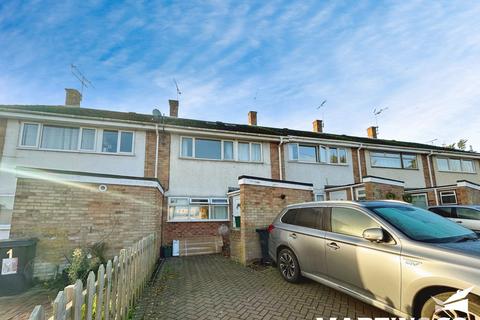 3 bedroom terraced house to rent, Patching Hall Lane, Chelmsford