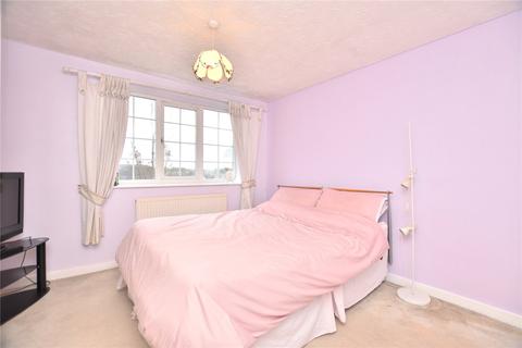 6 Ashfield Close, Leeds, LS15 8TJ