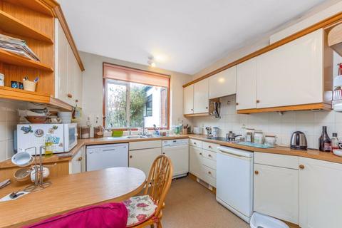 11 Cedar Grove, Bexley, DA5 3DB