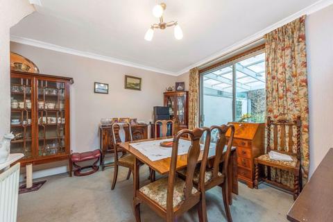 11 Cedar Grove, Bexley, DA5 3DB
