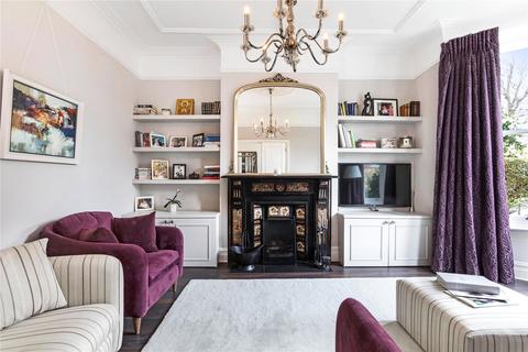 38 Hillcrest Road, Acton, London, W3 9RY