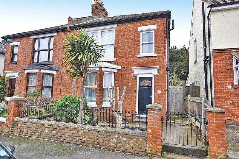 Pine Grove, Maidstone ME14 3 bed semidetached house for sale £380,000