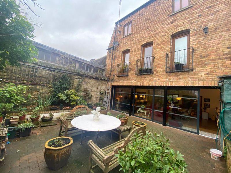 North Street, Stamford 5 bed character property £1,500,000