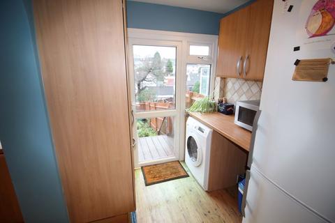80 Campbell Road, Caterham, CR3 5JN