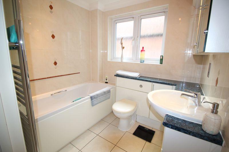 En suite bathroom