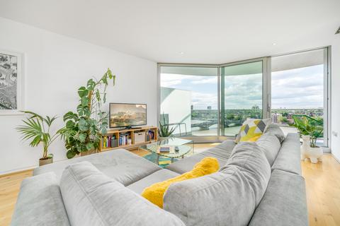 2 bedroom apartment to rent, Albion Riverside, Battersea