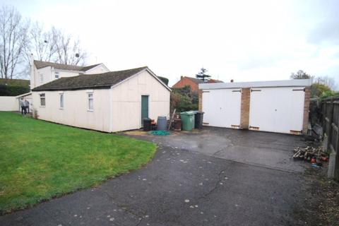 95 Longford Lane, Gloucester, GL2 9HB