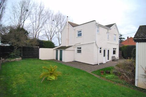 95 Longford Lane, Gloucester, GL2 9HB