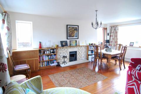 6 Kingsholm Square, Gloucester, GL1 2QJ