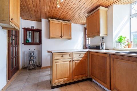2 Firdon Crescent, Glasgow, G15 6QQ