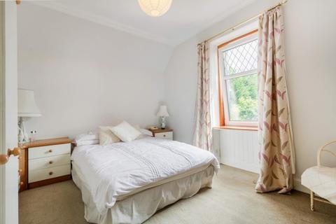 2 Firdon Crescent, Glasgow, G15 6QQ