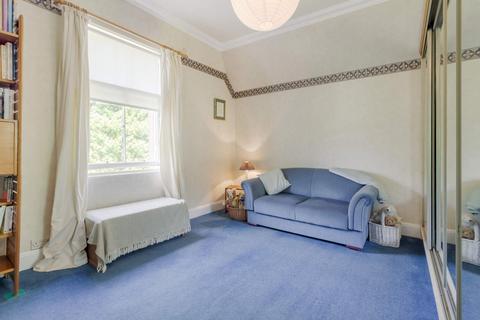 2 Firdon Crescent, Glasgow, G15 6QQ