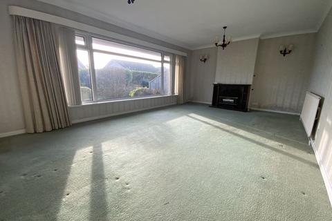 7 Ariel Drive, Bournemouth, BH6 4LR