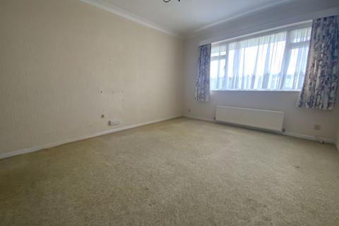 7 Ariel Drive, Bournemouth, BH6 4LR