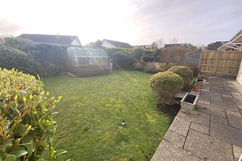 7 Ariel Drive, Bournemouth, BH6 4LR