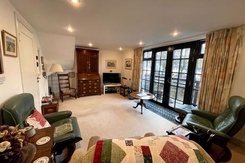 52 Brunel Quays, Lostwithiel, PL22 0JB