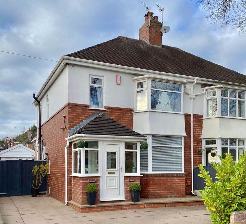 Lincoln Avenue, Clayton, NewcastleUnderLyme 3 bed semidetached house