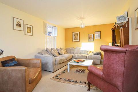 63 Collett Road, Norton Fitzwarren, Taunton, TA2 6DB