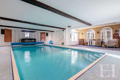33 Bramble Road, Daws Heath, Benfleet, SS7 2UN