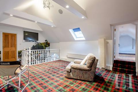 33 Bramble Road, Daws Heath, Benfleet, SS7 2UN