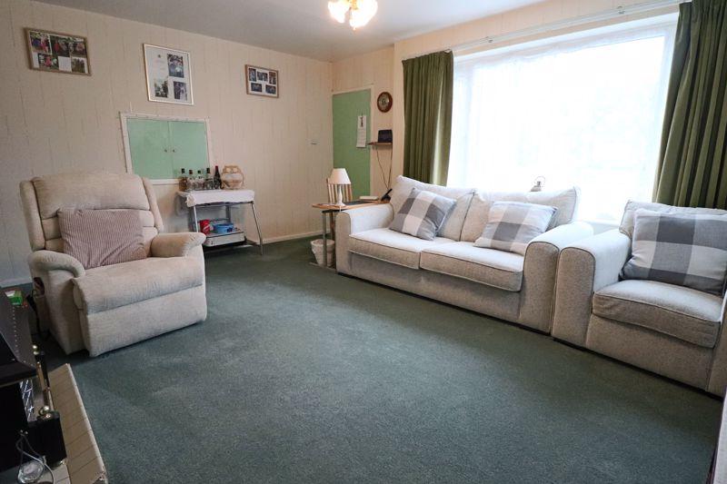 Highland Way, Lowestoft 3 bed detached bungalow £215,000